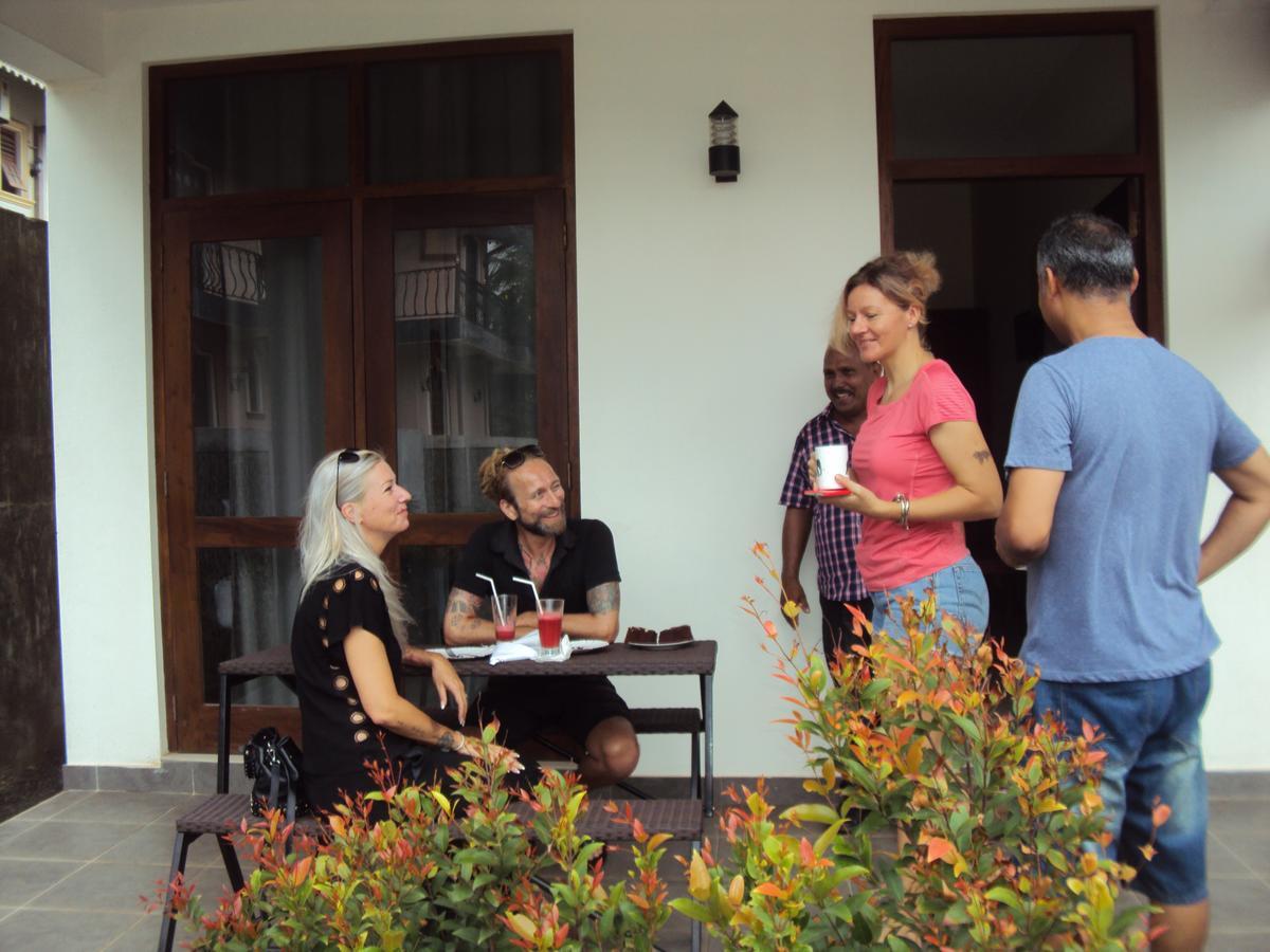 Sea Breeze Deluxe Inn Νεγκόμπο Εξωτερικό φωτογραφία