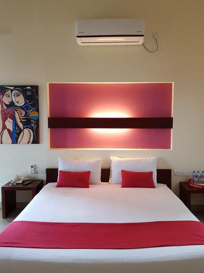 Sea Breeze Deluxe Inn Νεγκόμπο Εξωτερικό φωτογραφία